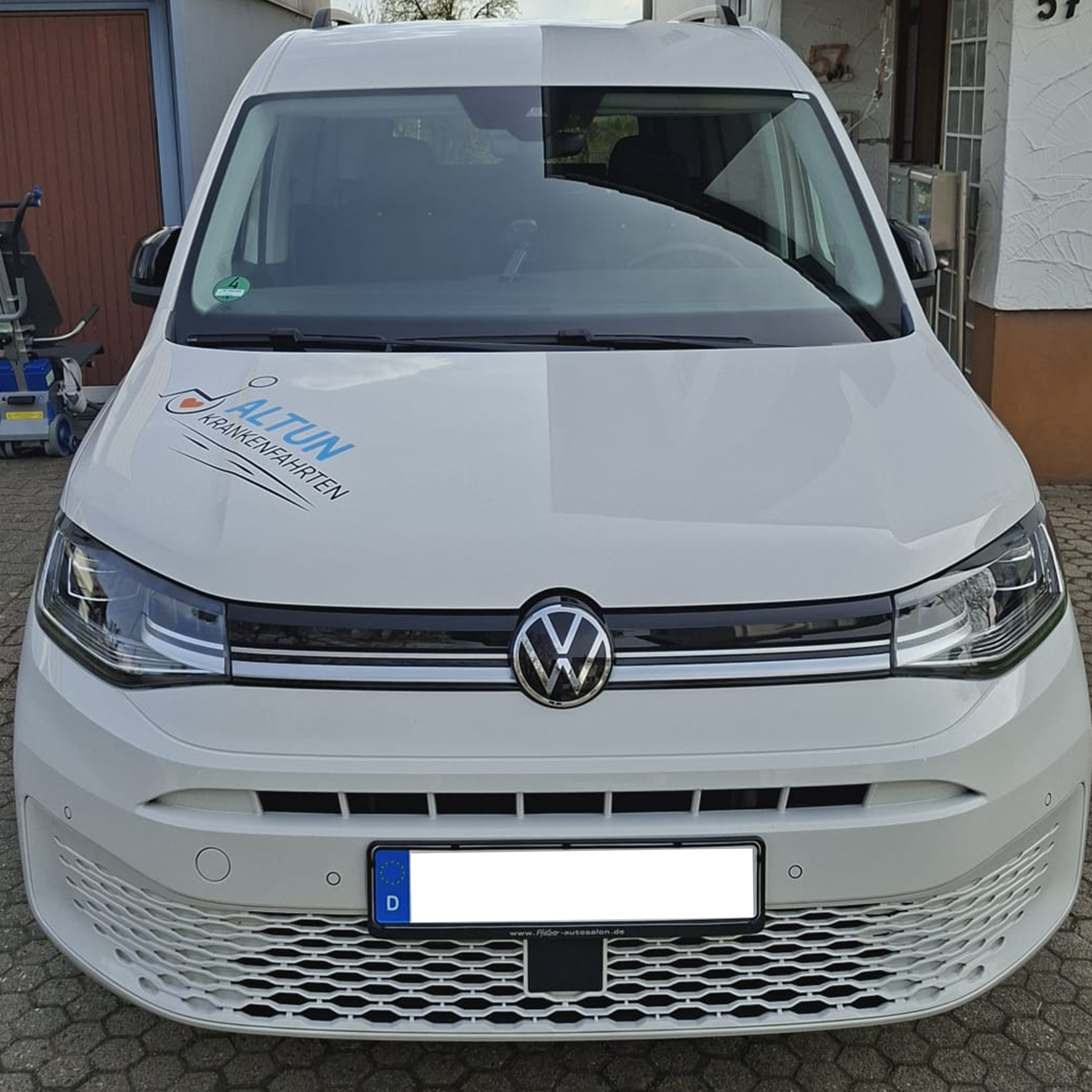 Kleinbus Frontansicht